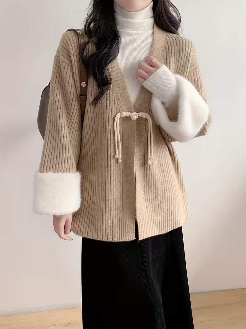 Damski Kardigan z Dekoltem w Serek