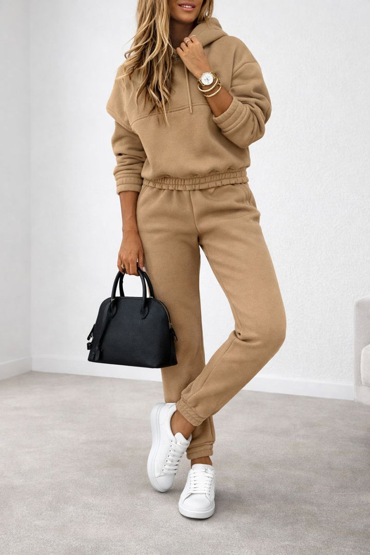 Zestaw Damski z Elastyczną Bluzą z Kapturem i Spodniami